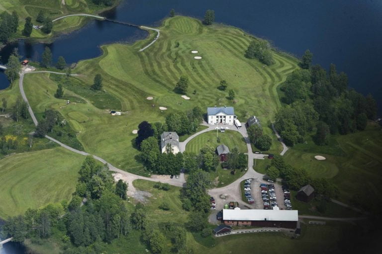 Forsbacka Golfklubb bara några minuter från vår stuga i dalsland